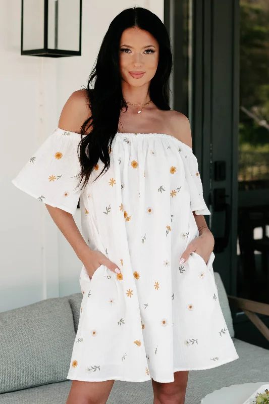 Picturesque Scene Off The Shoulder Floral Mini Dress (Off White)